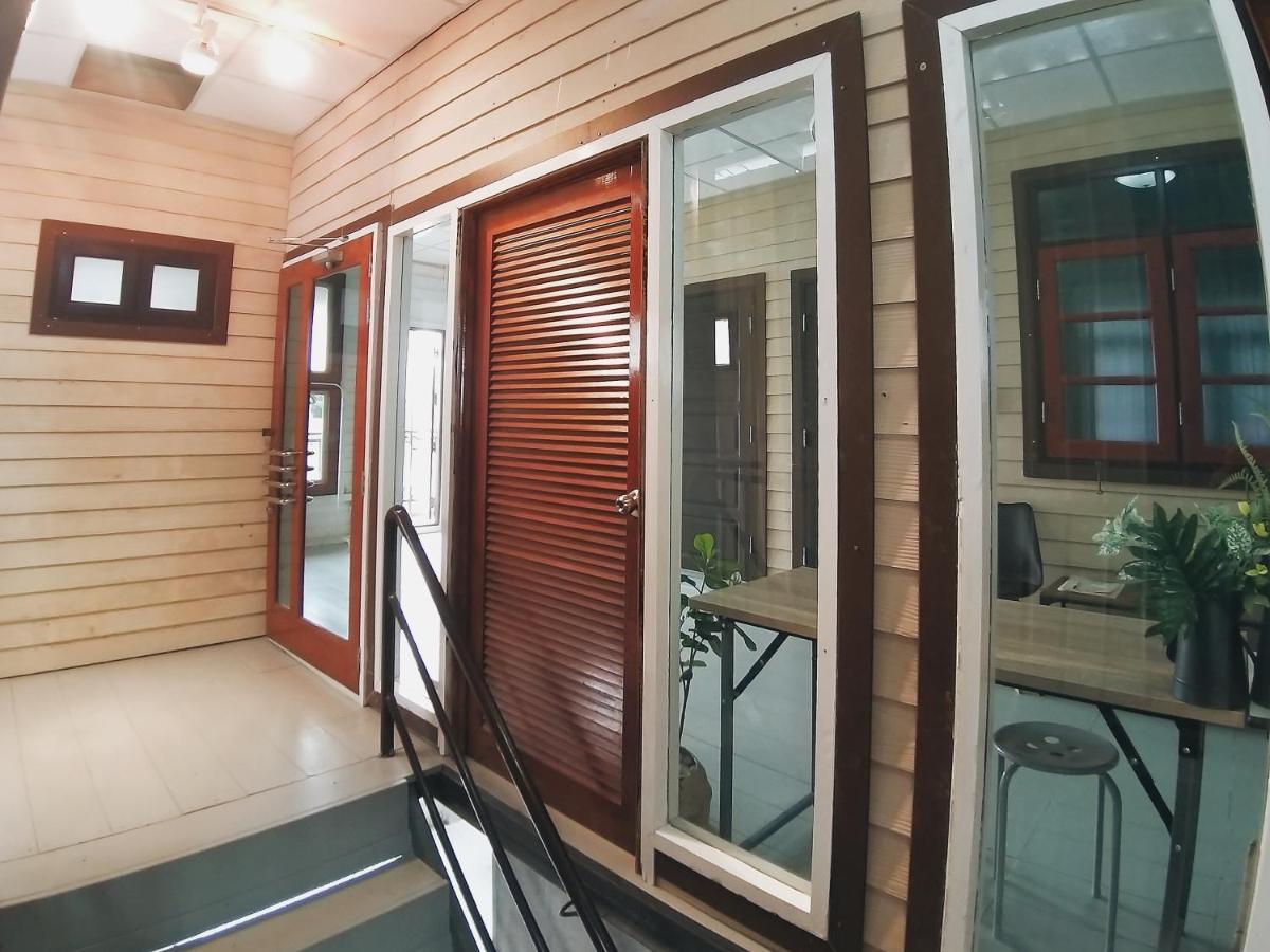 The Warehouse - Ayutthaya Apartment Exterior photo