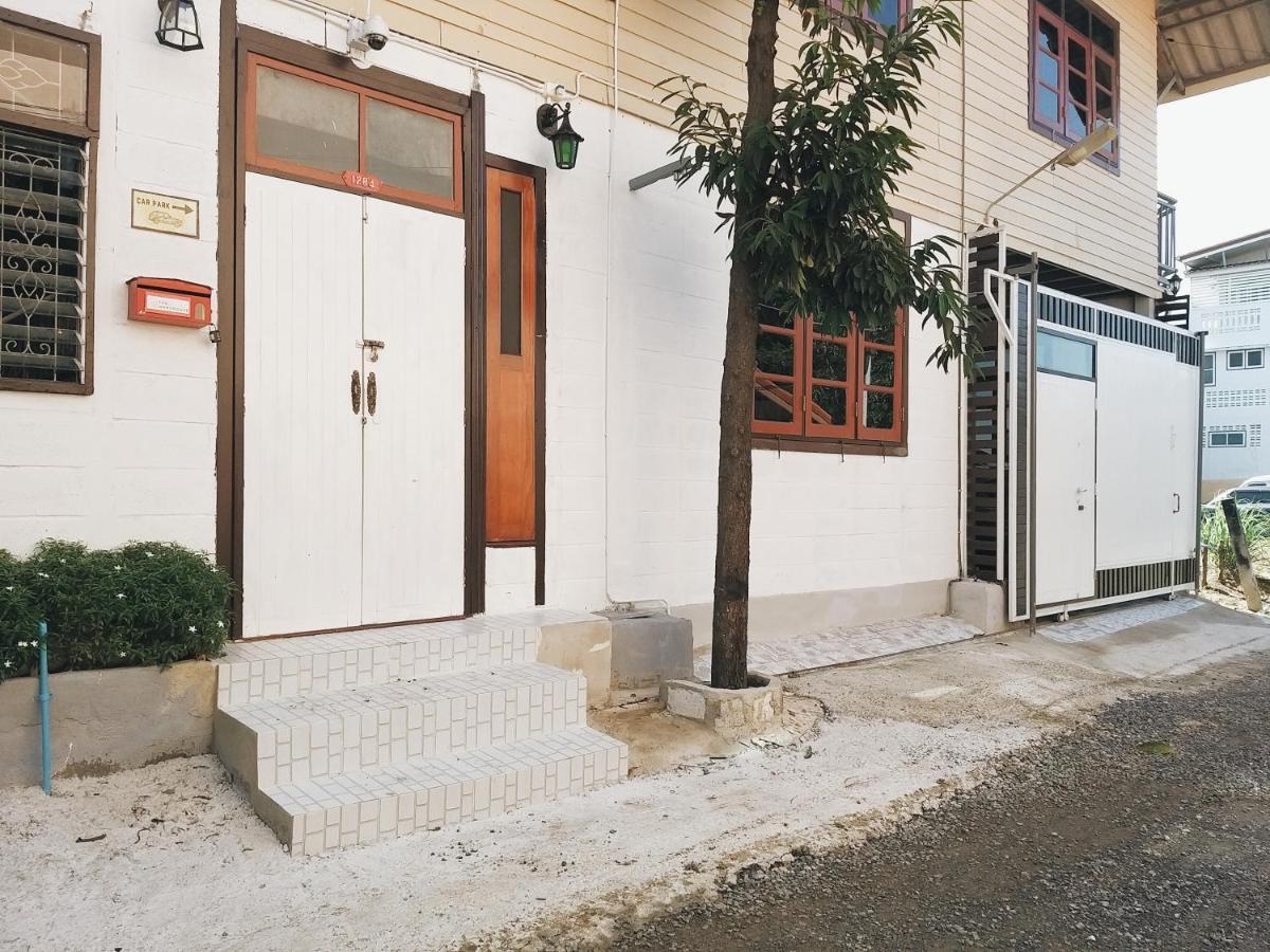 The Warehouse - Ayutthaya Apartment Exterior photo
