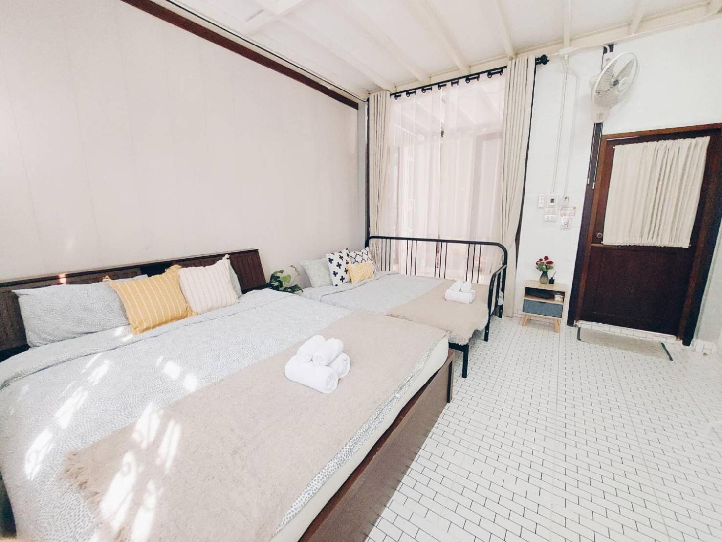 The Warehouse - Ayutthaya Apartment Exterior photo